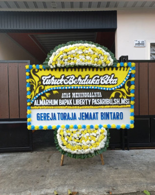 Papan Bunga Duka di Sulabesi Selatan